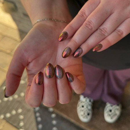 15+ Stunning Purple Nail Designs You’ll Want to Try Right Now 4 Purple and Gold Geometric Nails