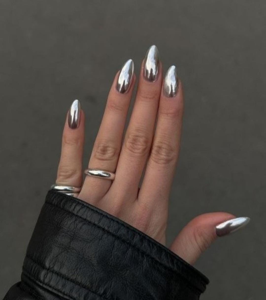 Simple Silver Nails