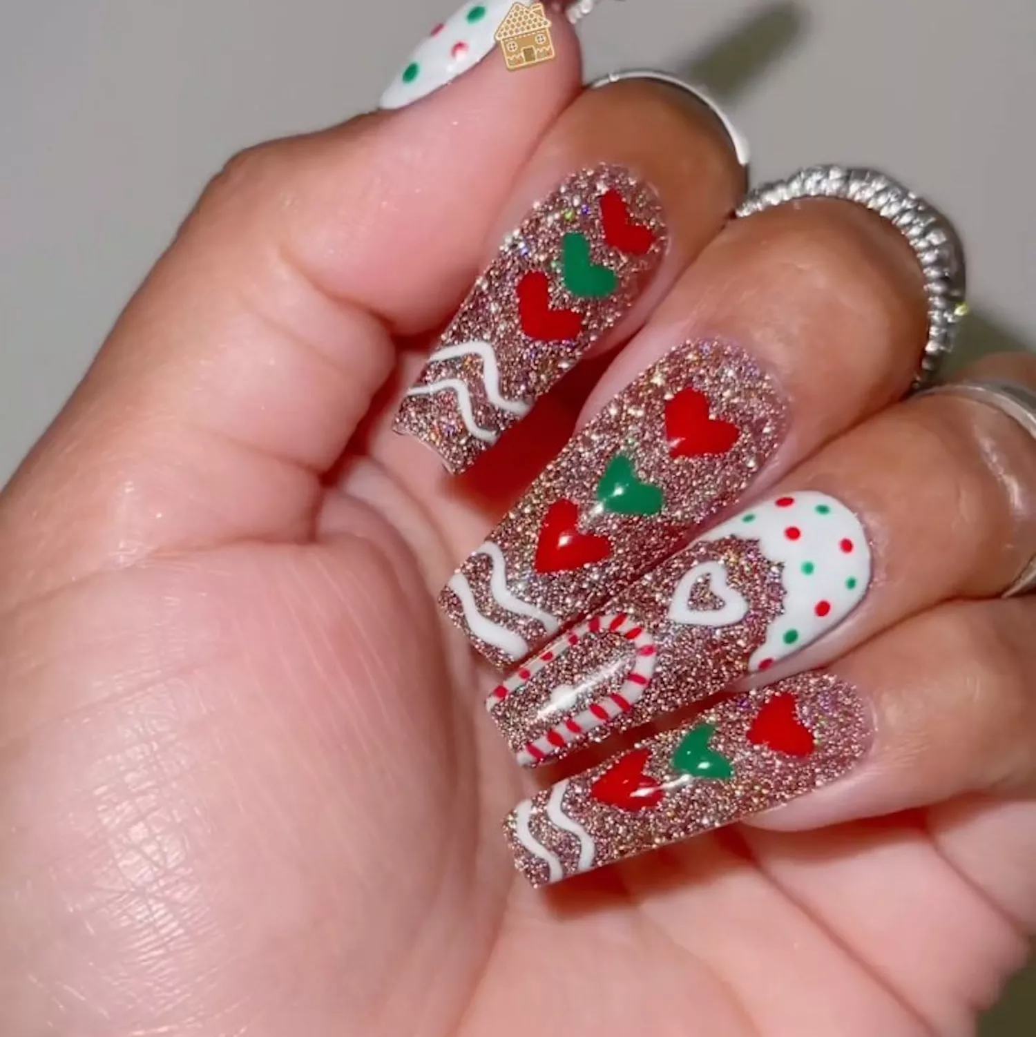 Glittery gingerbread nails