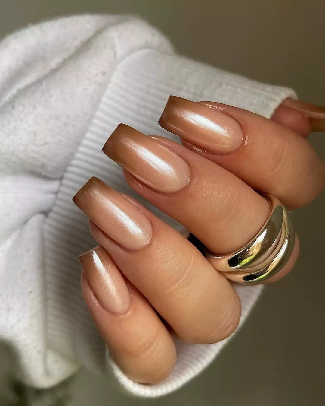 Neutral Ombré Glaze Winter Square Nails