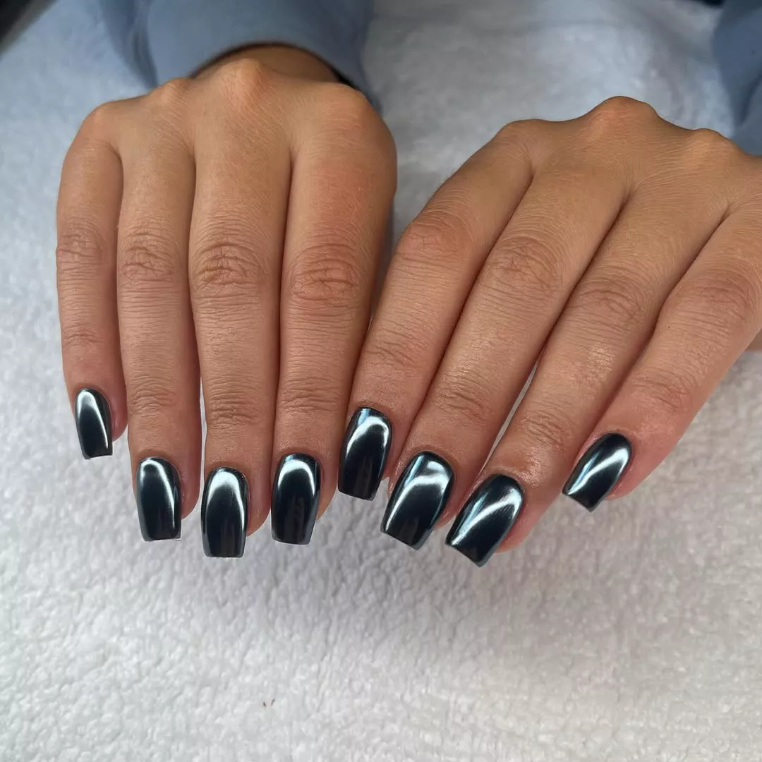 Slick Chrome Winter Square Nails