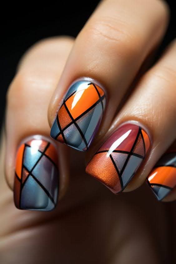 Geometric gem for square nails