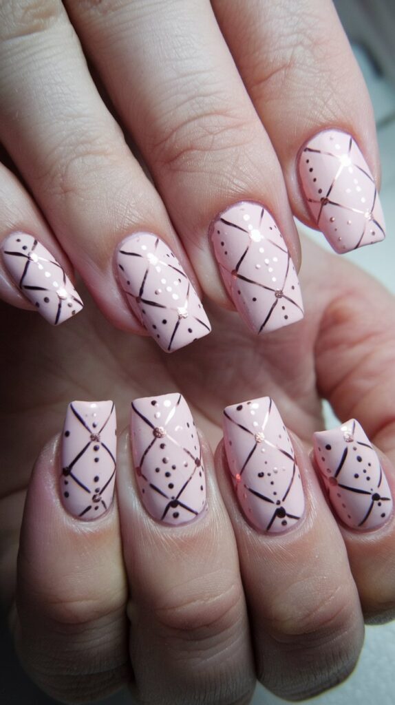 a photo of a set of nails with a pink geometric pa koarqPXeTu AssRTQ 9c6Q nvxfm5NsRHmvQN 7Hx eKw