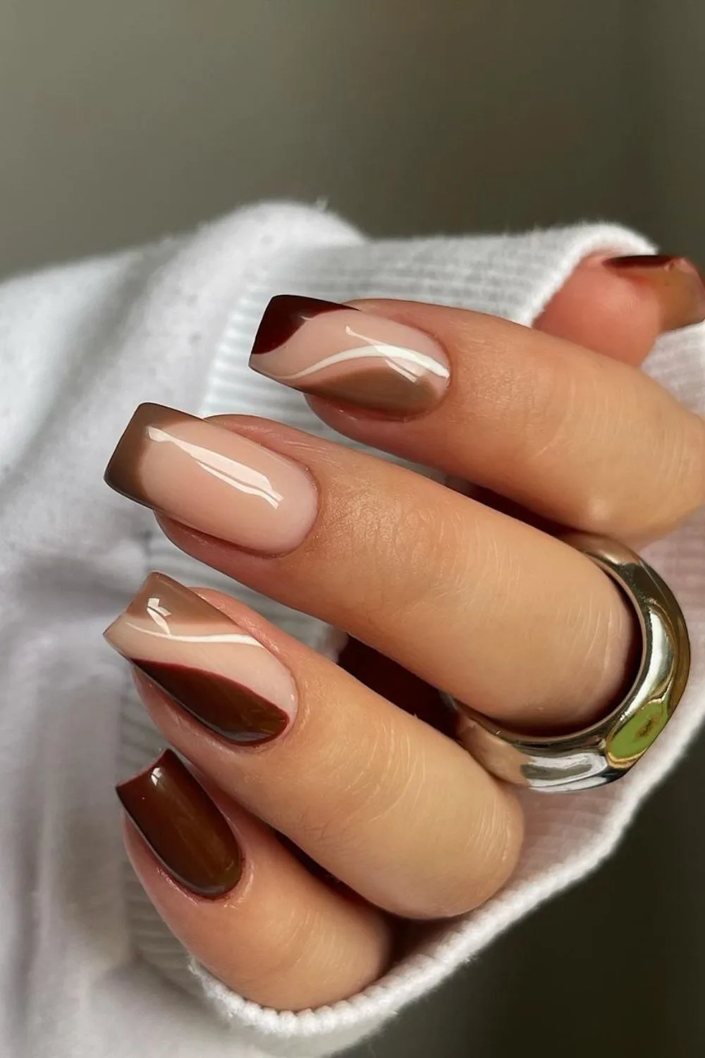 Brown Swirl Nails