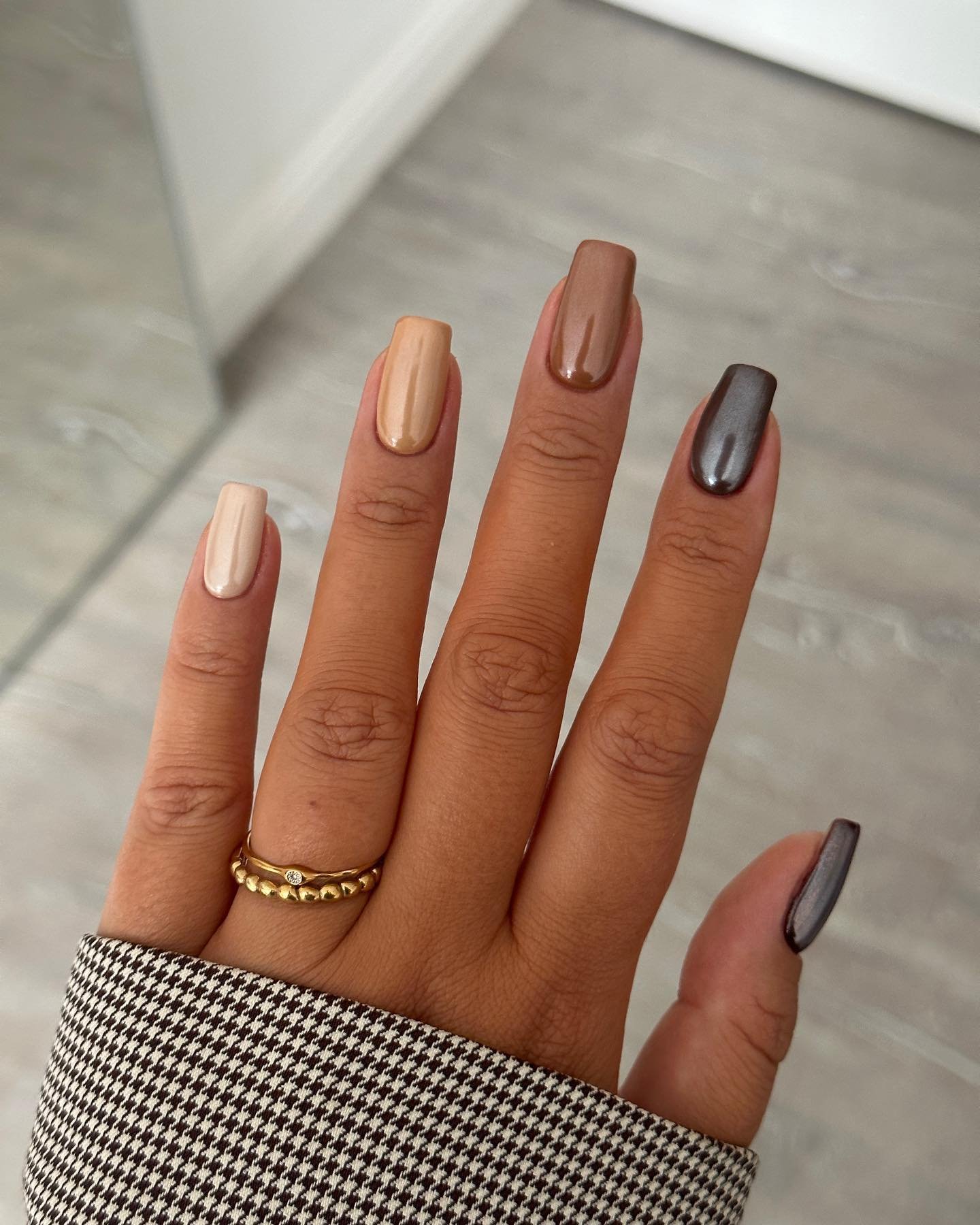 Chocolate glazed donut nails